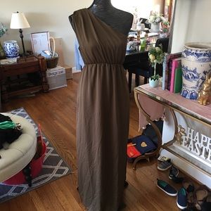 NWT Olive One Shoulder Maternity Maxi